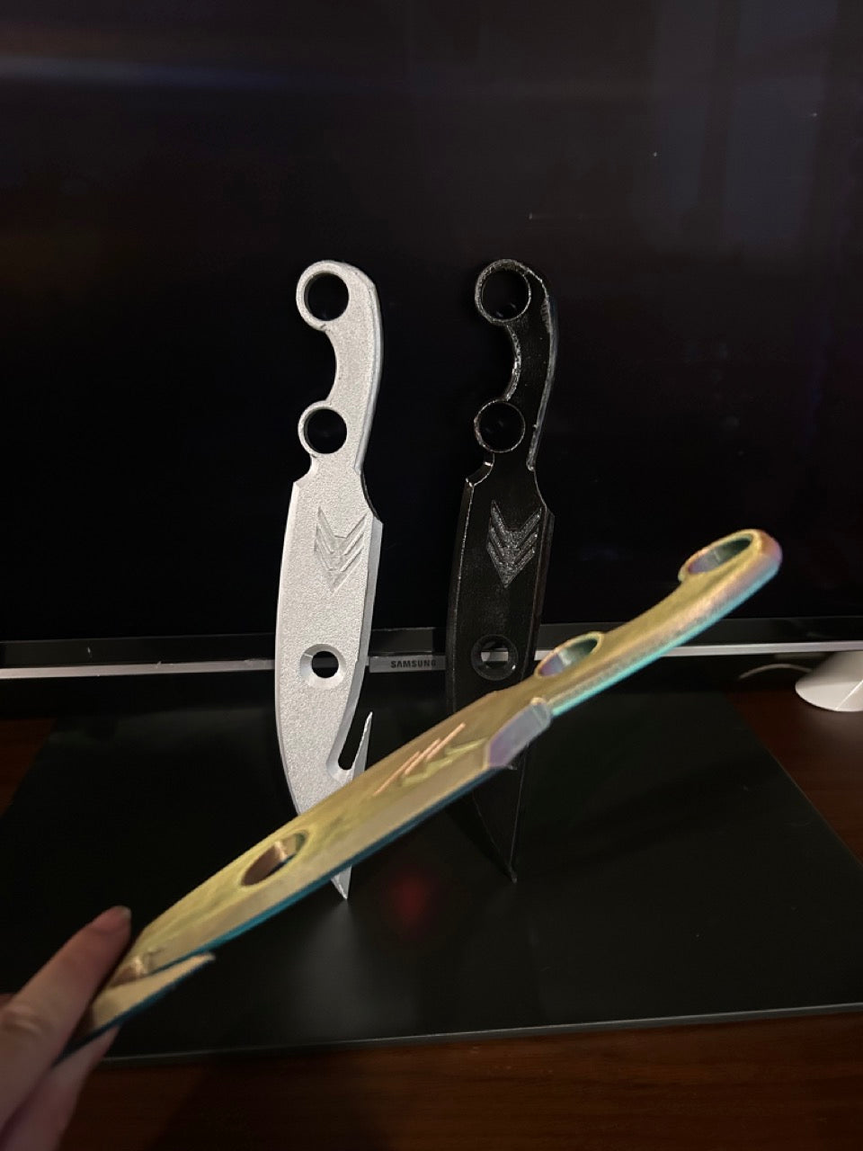 Hunter Knife Inspired by Destiny 3D Printed Unofficial Replica Costume Prop Xbox Playstation Gift for Gamers Boyfriend Brother Family PC Gaming Gift for Friends and Family