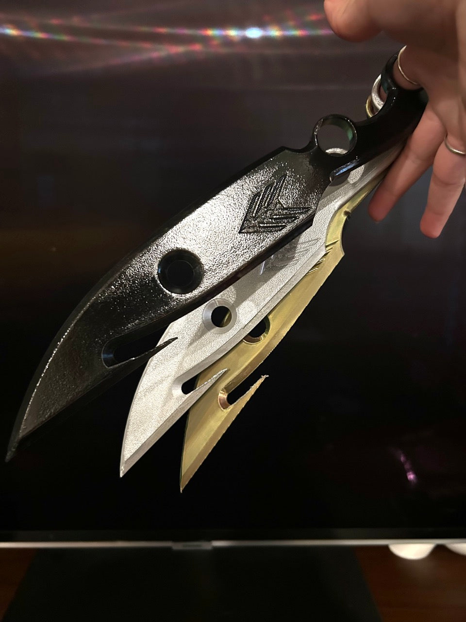 Hunter Knife Inspired by Destiny 3D Printed Unofficial Replica Costume Prop Xbox Playstation Gift for Gamers Boyfriend Brother Family PC Gaming Gift for Friends and Family